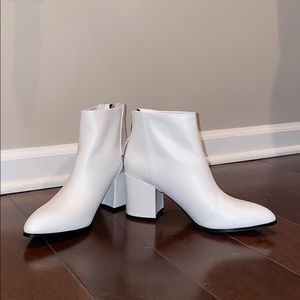 Steve Madden Bootie White
